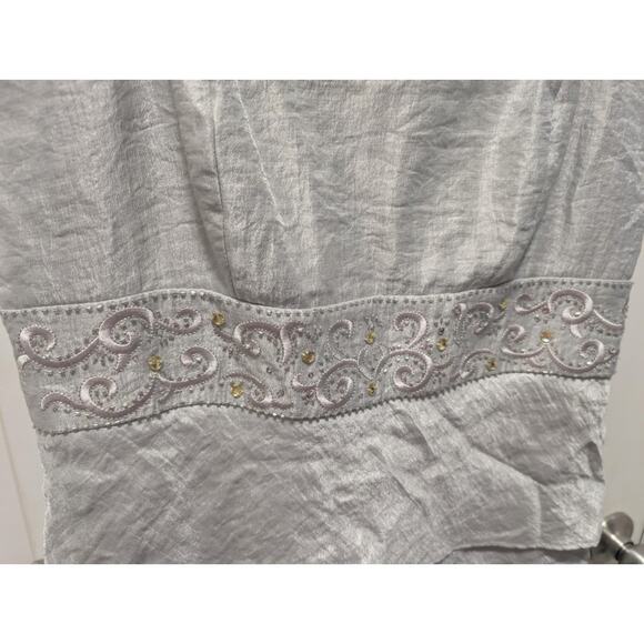 Davids Bridal Silver Ruffled Beaded Formal Mini Dress Prom Homecoming Size 12 - Picture 4 of 11